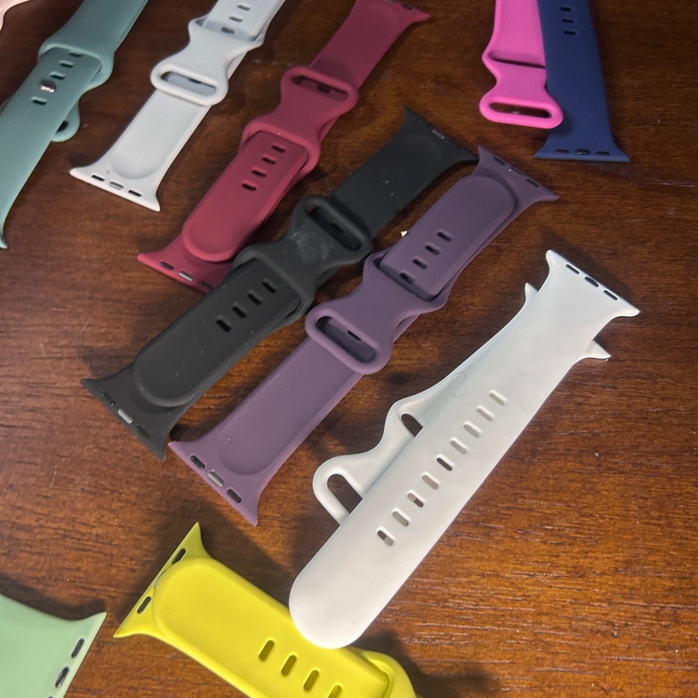 Colorful Silicone Watch Bands Set - Picture 5 of 8